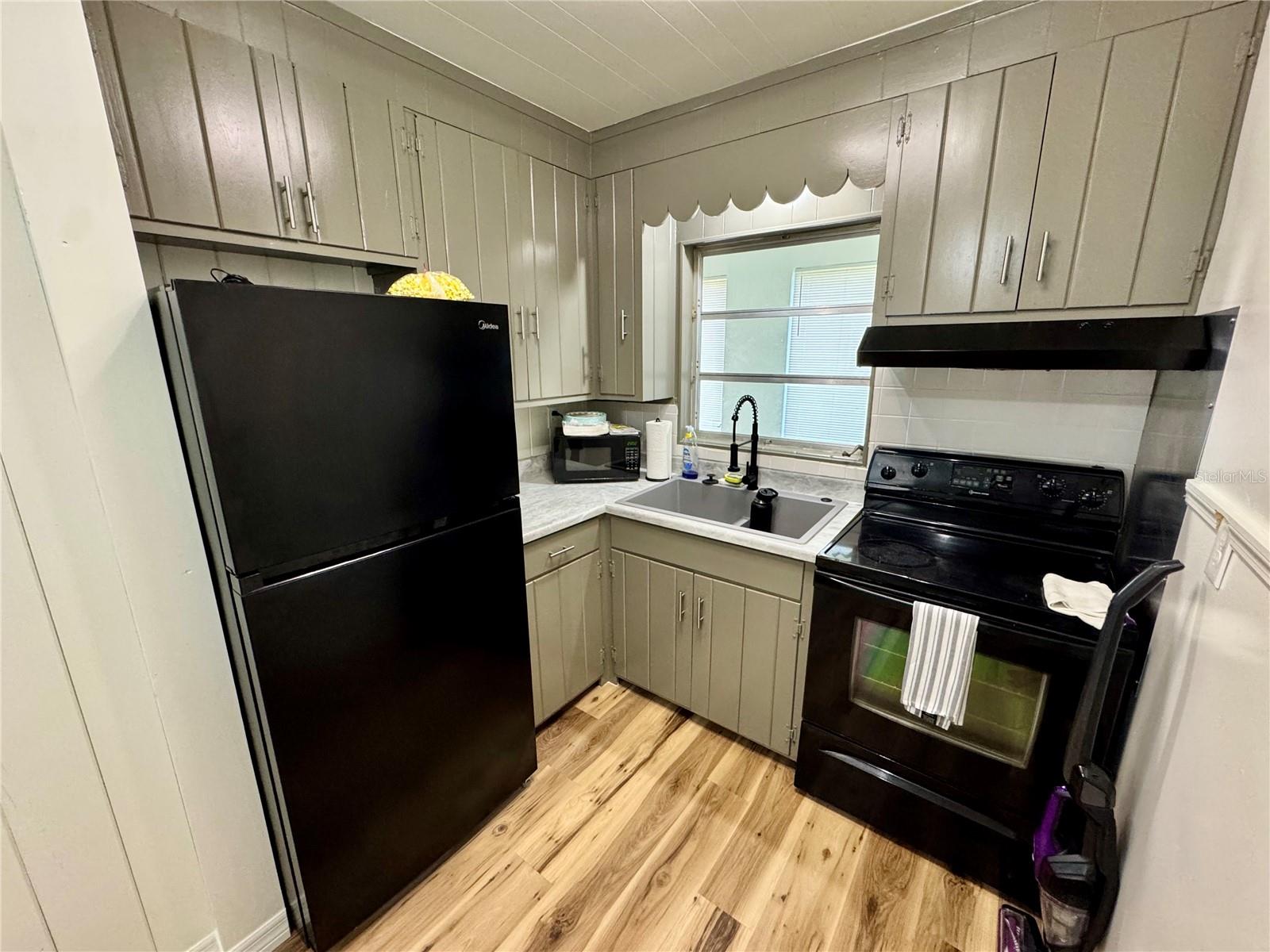 12100 CAPILLA LN — photo 15