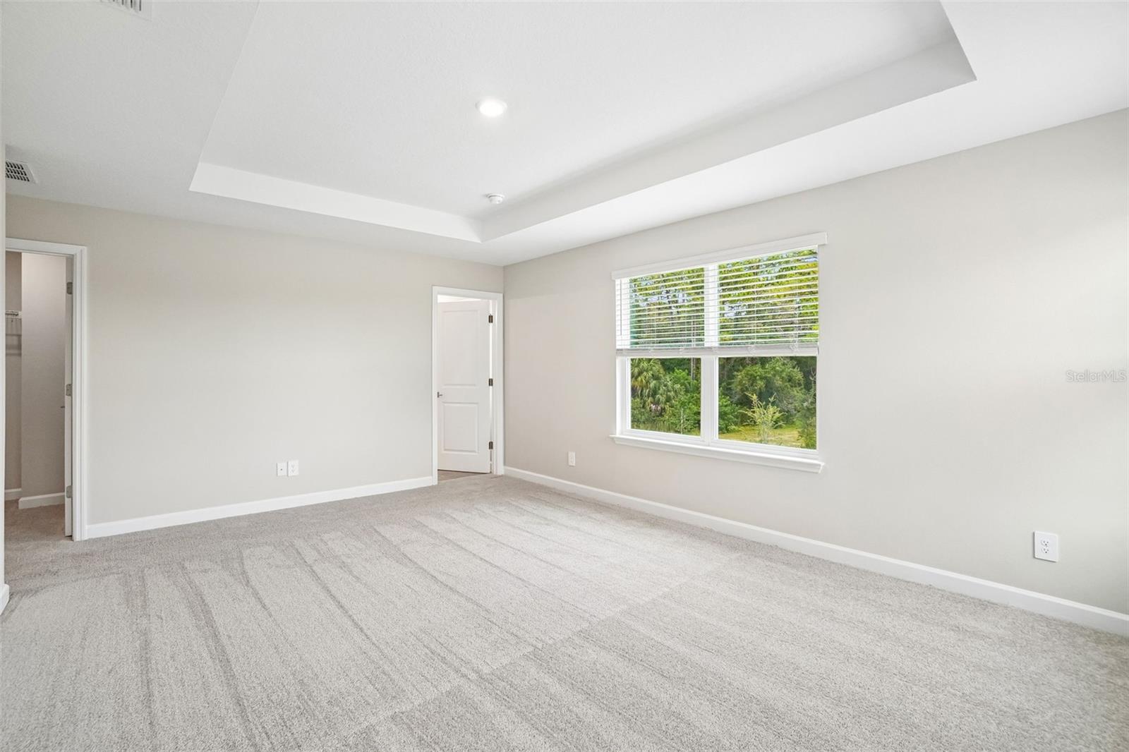 7542 DEER VALLEY CIRCLE — photo 32