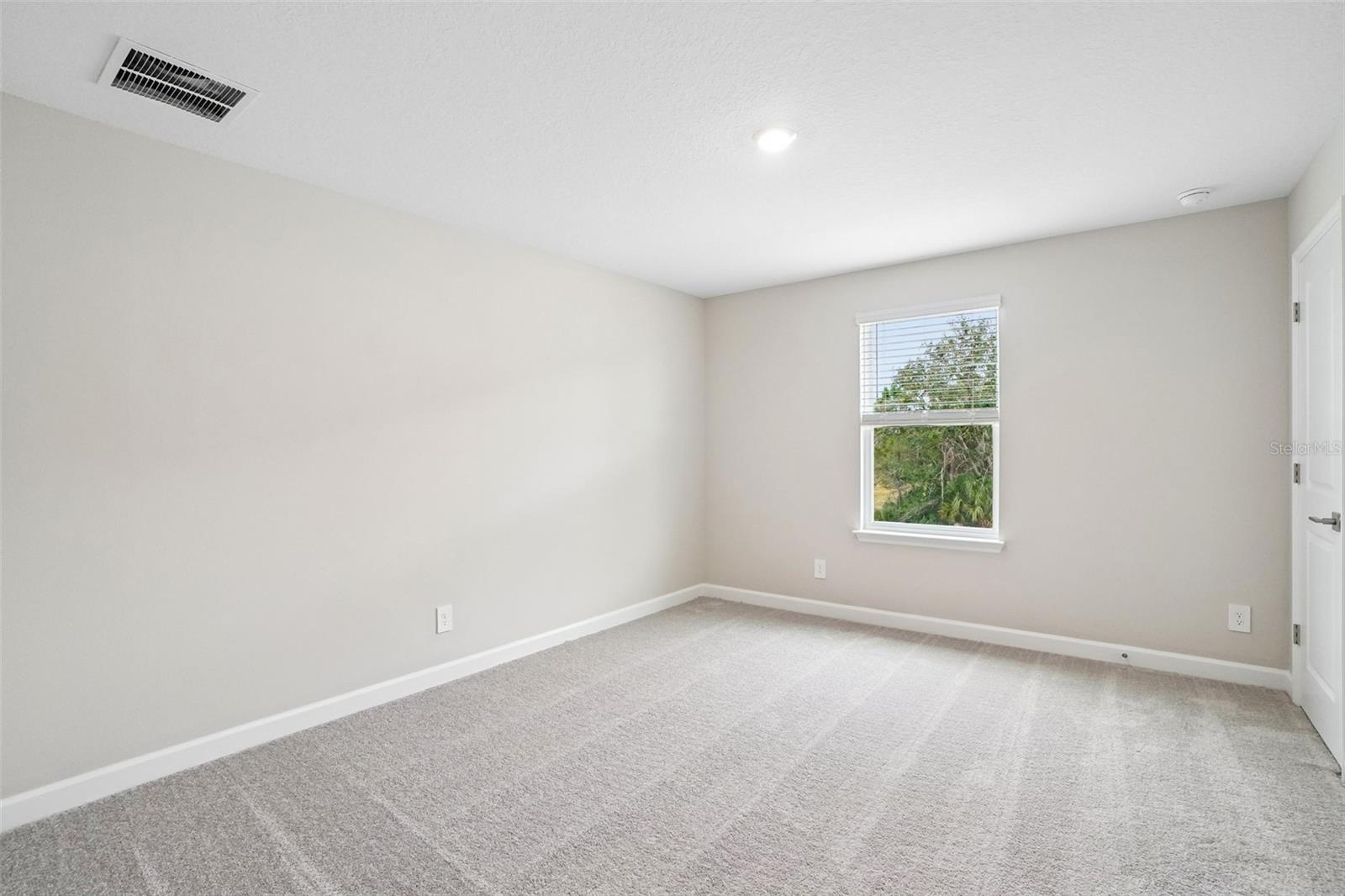 7542 DEER VALLEY CIRCLE — photo 28