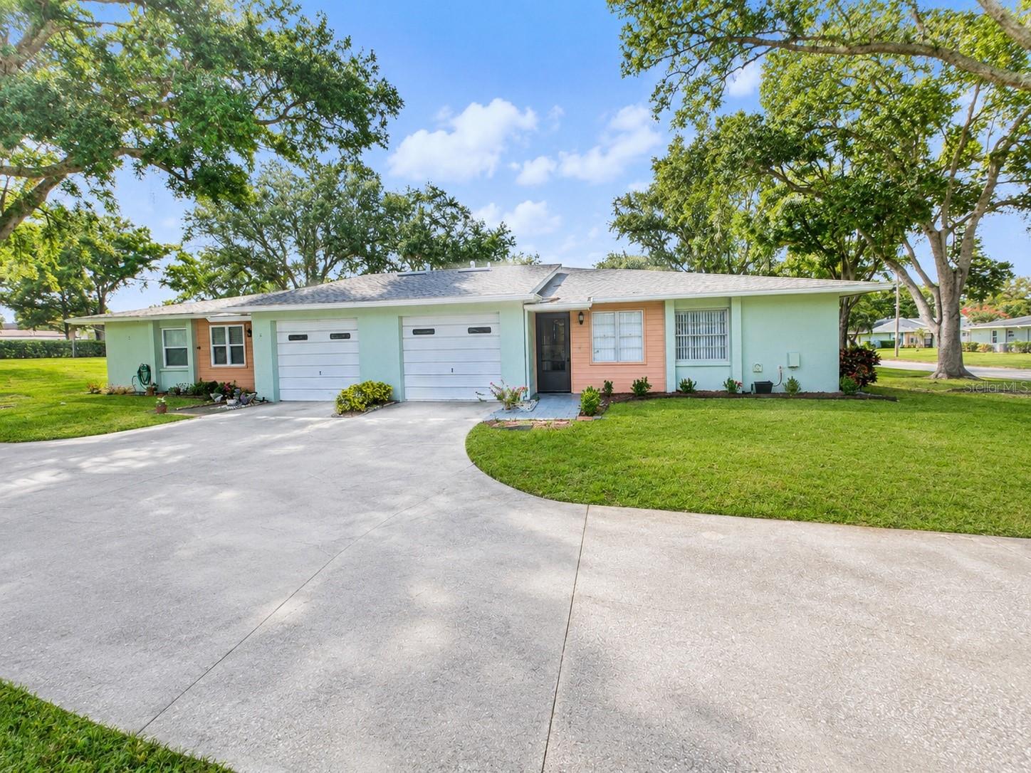 1131 ORANGE TREE CIR W #C — photo 2