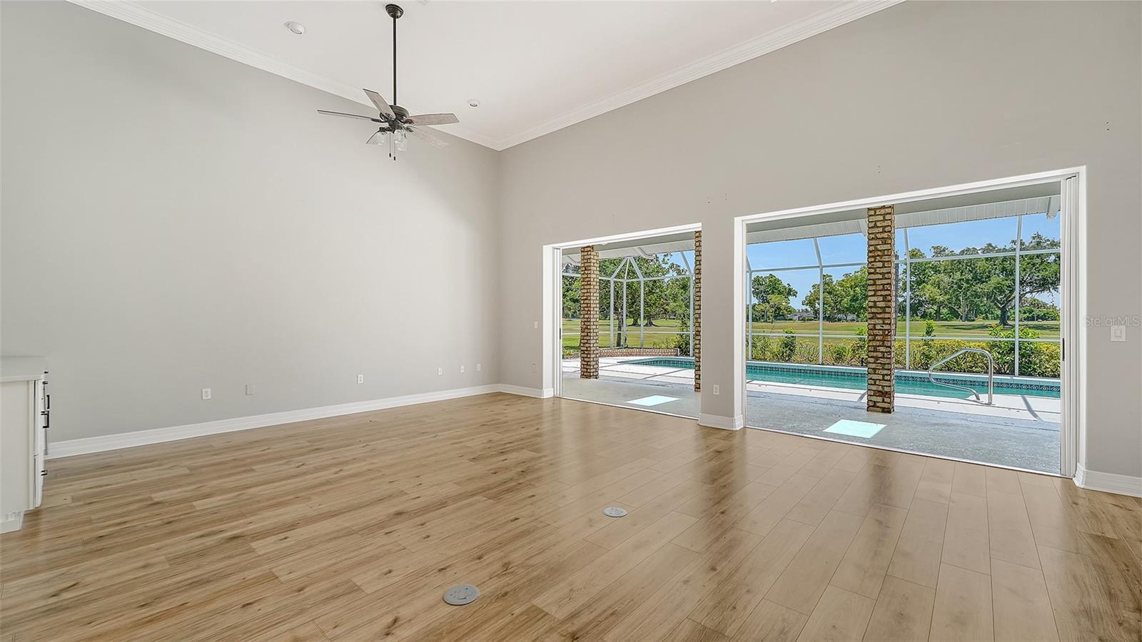4360 BRANDYWINE DR — photo 17