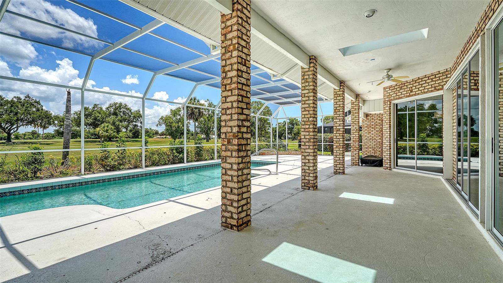 4360 BRANDYWINE DR — photo 31
