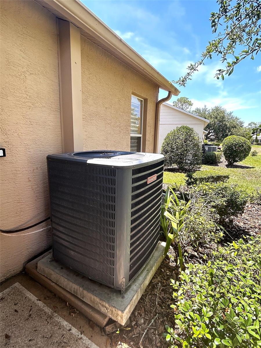 18702 BELLEVISTA CT — photo 23