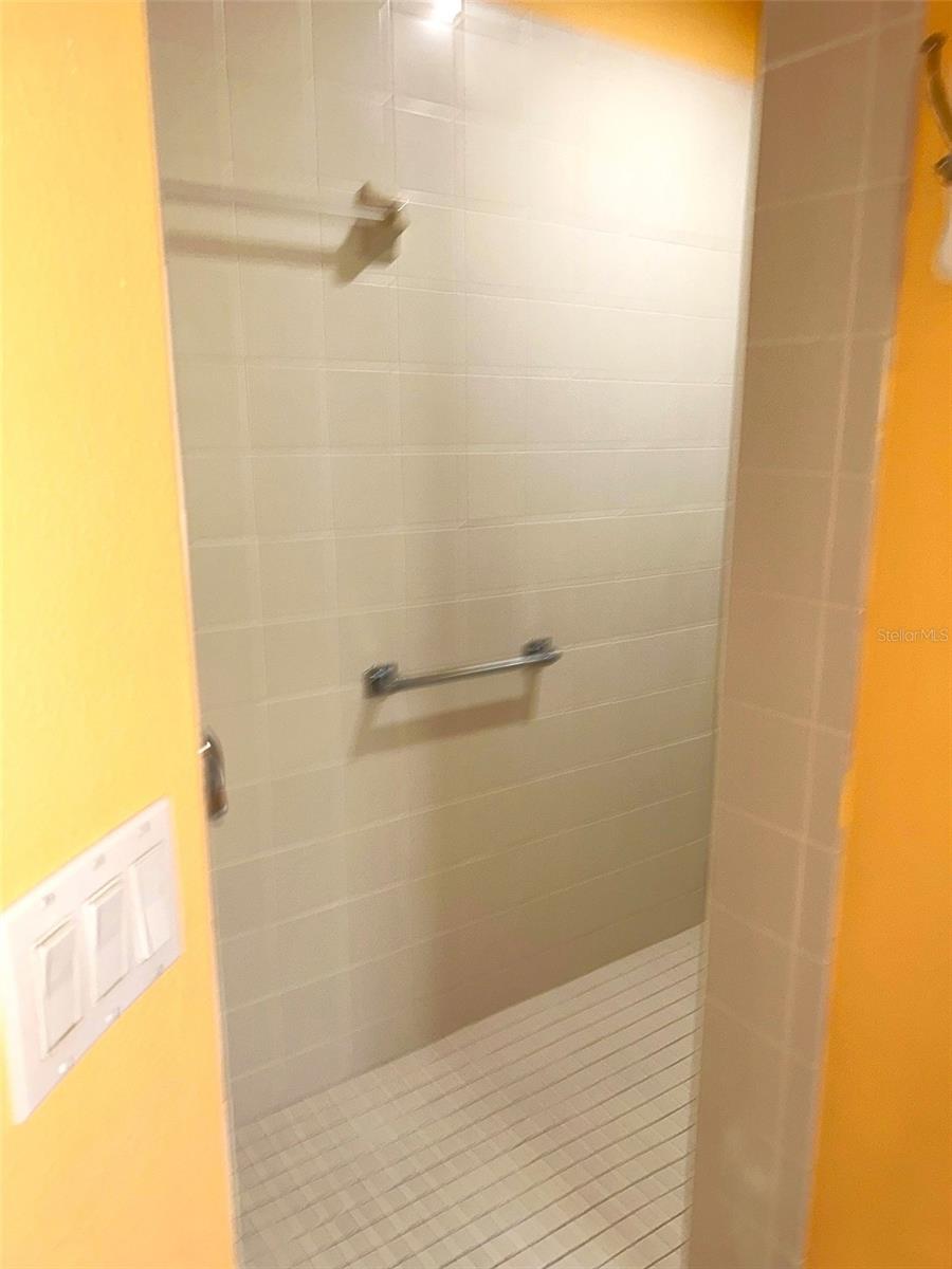 18702 BELLEVISTA CT — photo 15