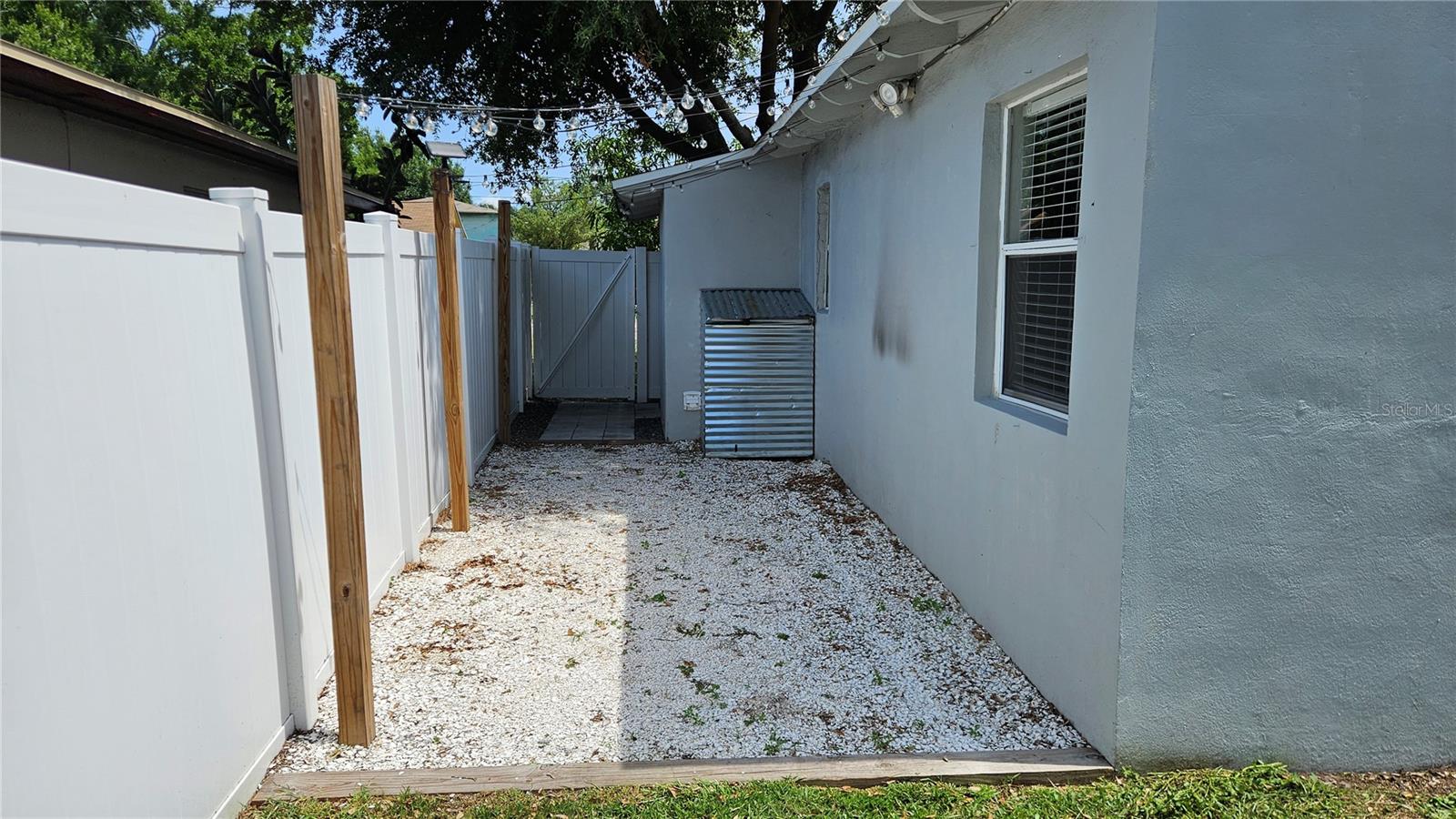 1946 15TH AVE S — photo 15