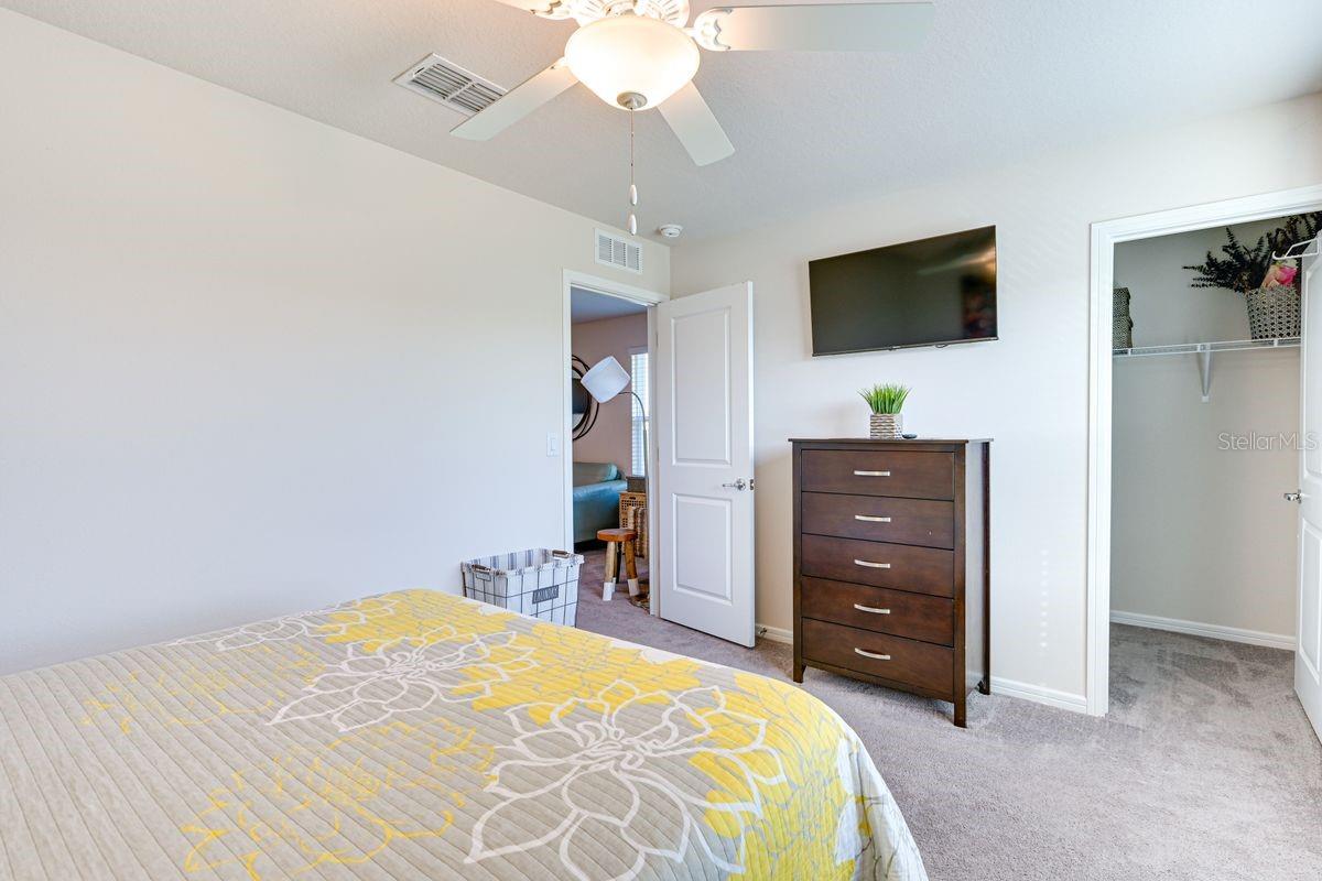 5443 ELMVIEW XING — photo 22