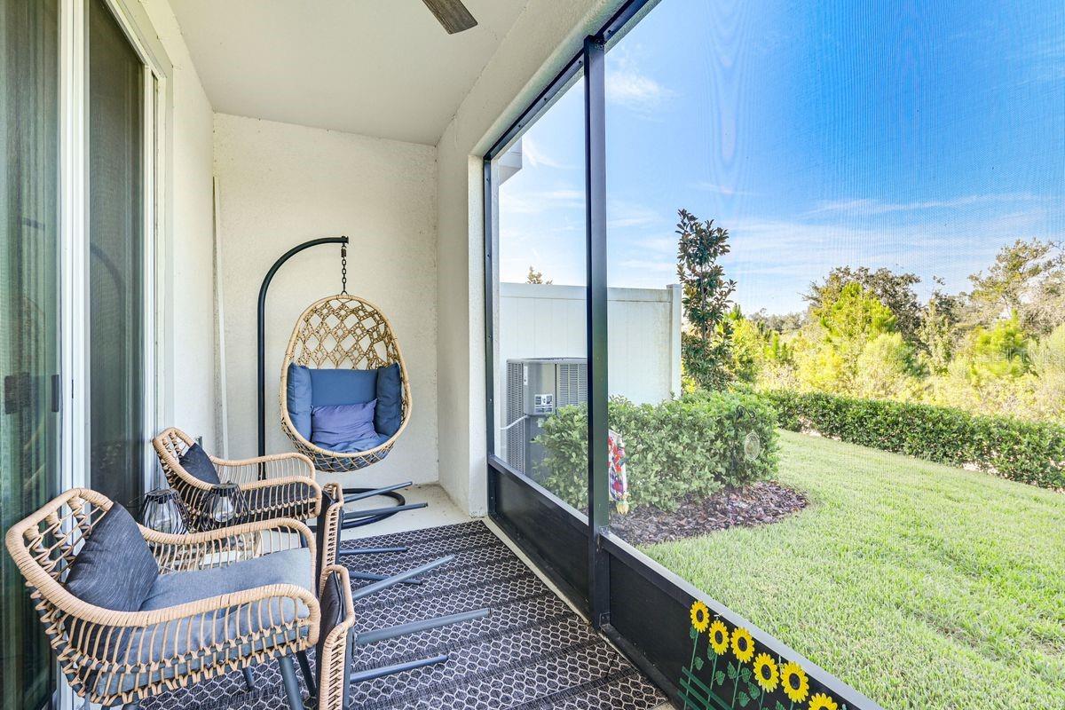 5443 ELMVIEW XING — photo 4