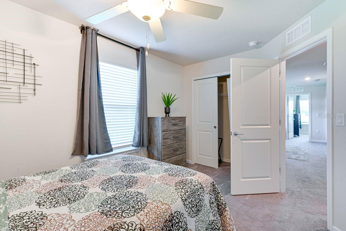 5443 ELMVIEW XING — photo 25