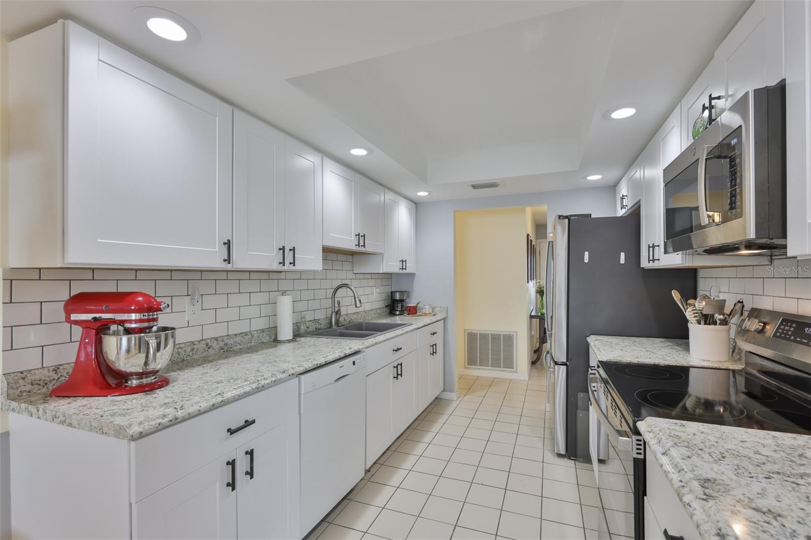 1809 GRANVILLE LN — photo 11