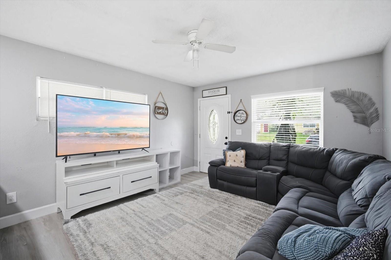 7506 CORAL VINE LN — photo 4