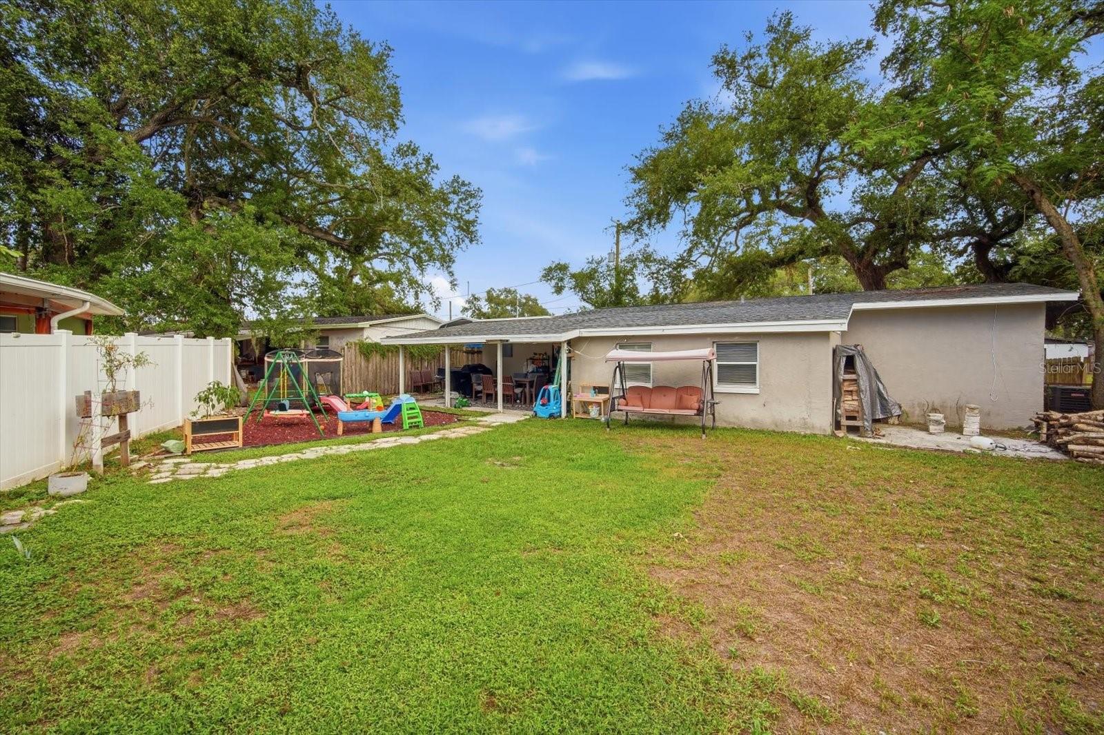 7506 CORAL VINE LN — photo 21