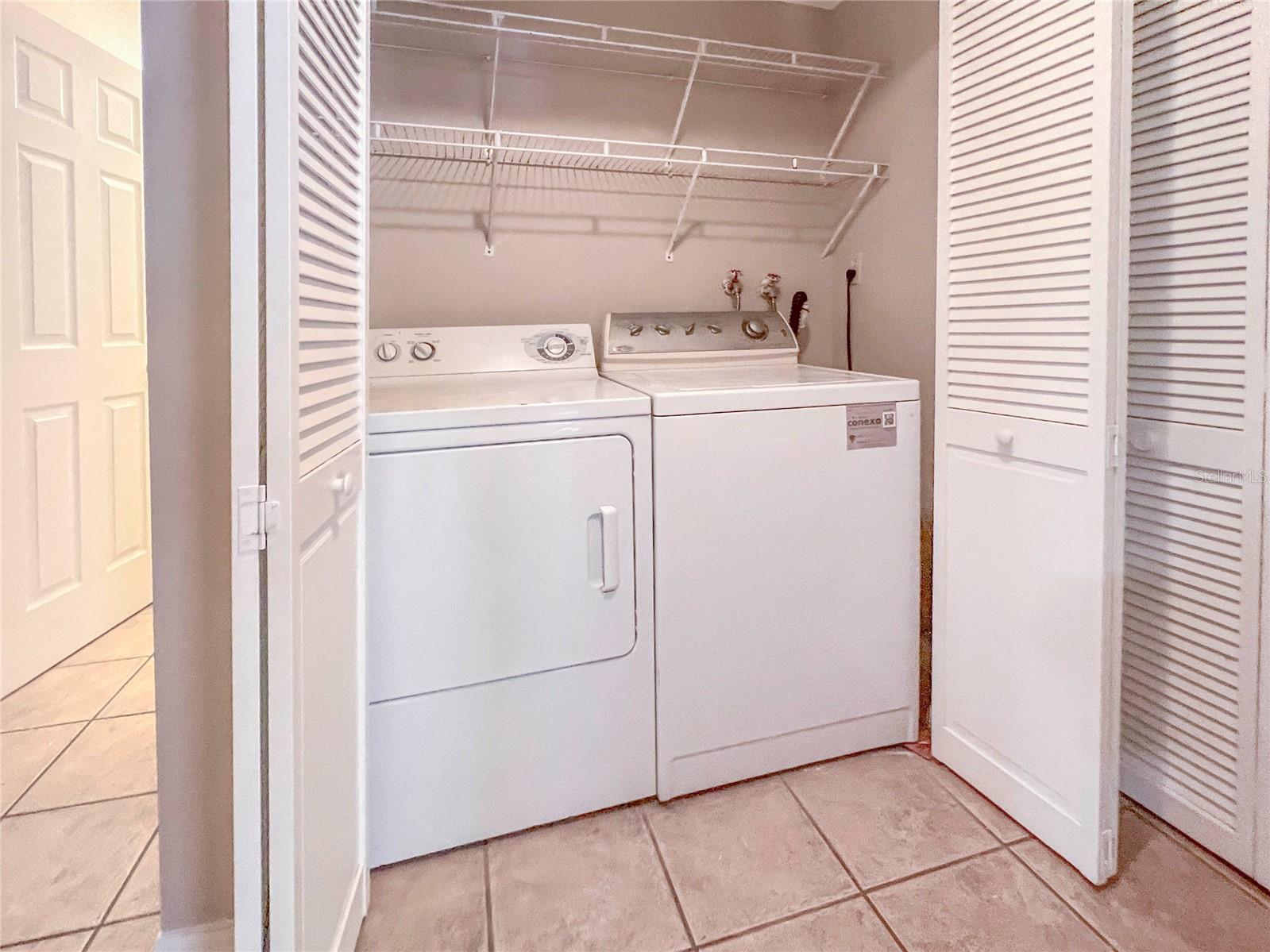 2137 ROSELAWN ST #A — photo 13