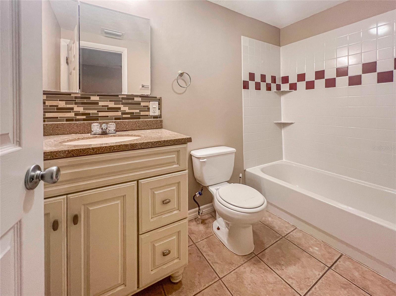 2137 ROSELAWN ST #A — photo 12
