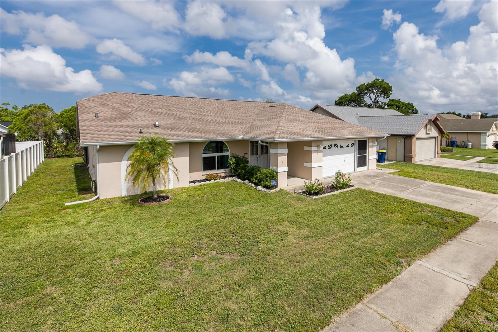 4515 COUNTY BREEZE DR — photo 4