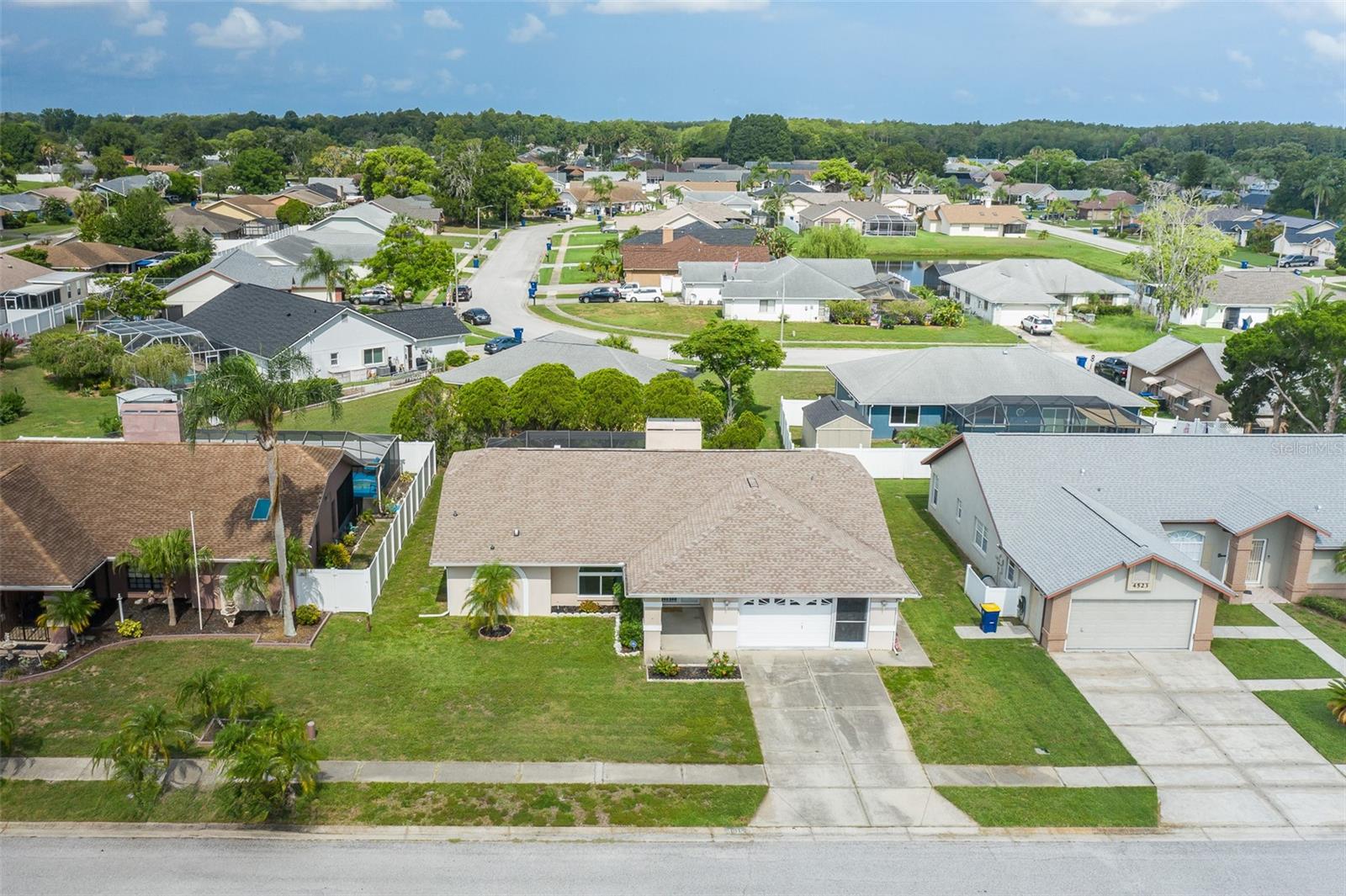 4515 COUNTY BREEZE DR — photo 81