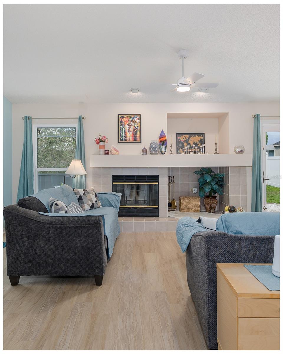 4515 COUNTY BREEZE DR — photo 14