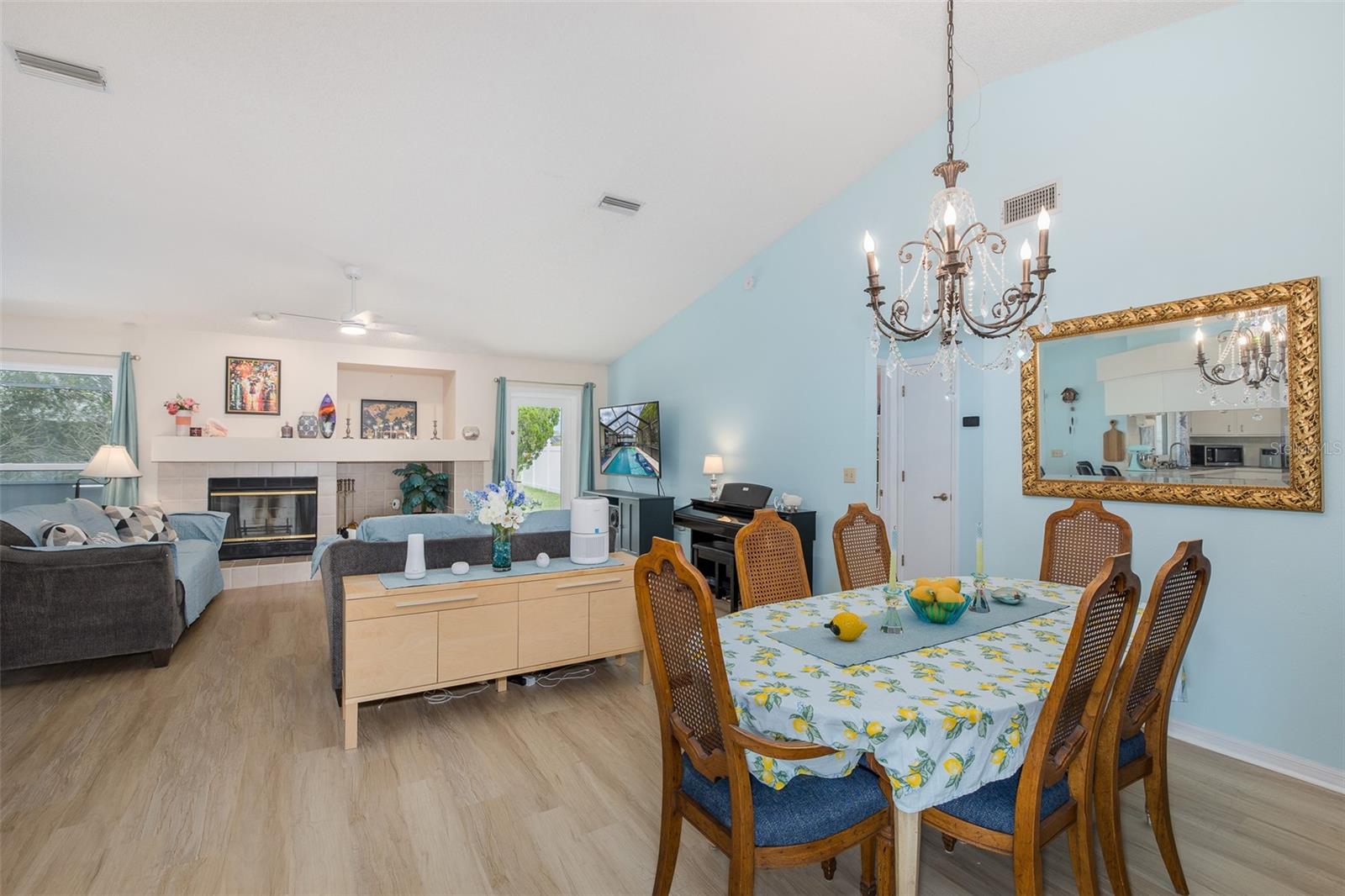 4515 COUNTY BREEZE DR — photo 19
