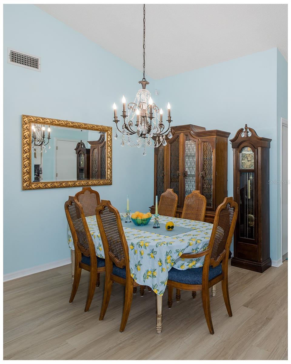 4515 COUNTY BREEZE DR — photo 17