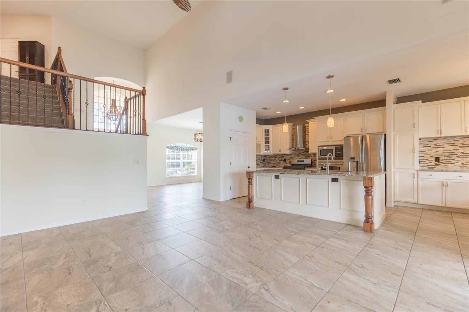 18018 JAVA ISLE DR — photo 18