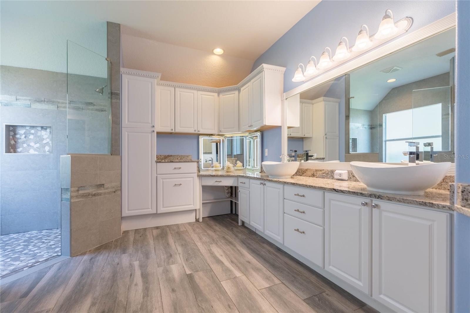 18018 JAVA ISLE DR — photo 32