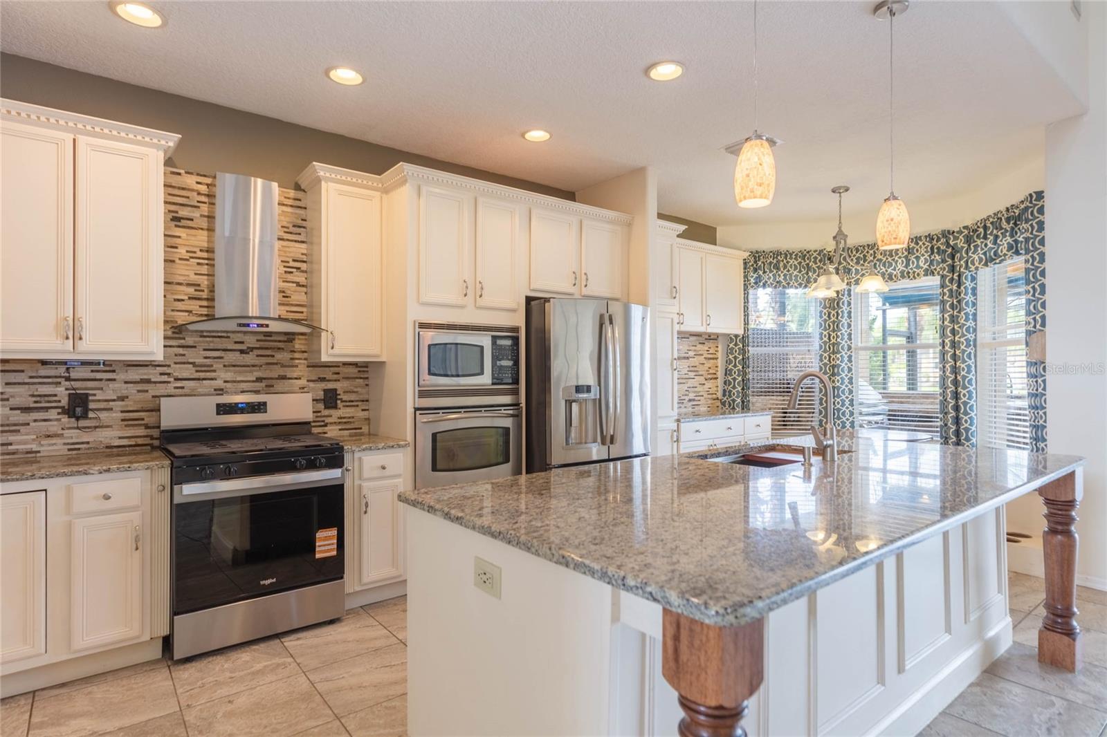 18018 JAVA ISLE DR — photo 19