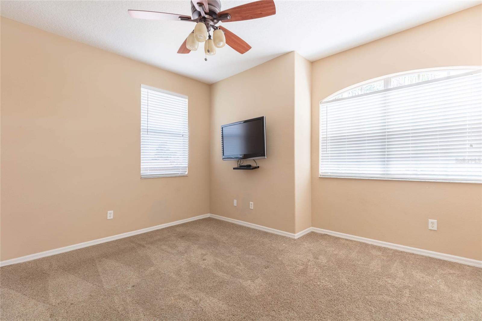 18018 JAVA ISLE DR — photo 48