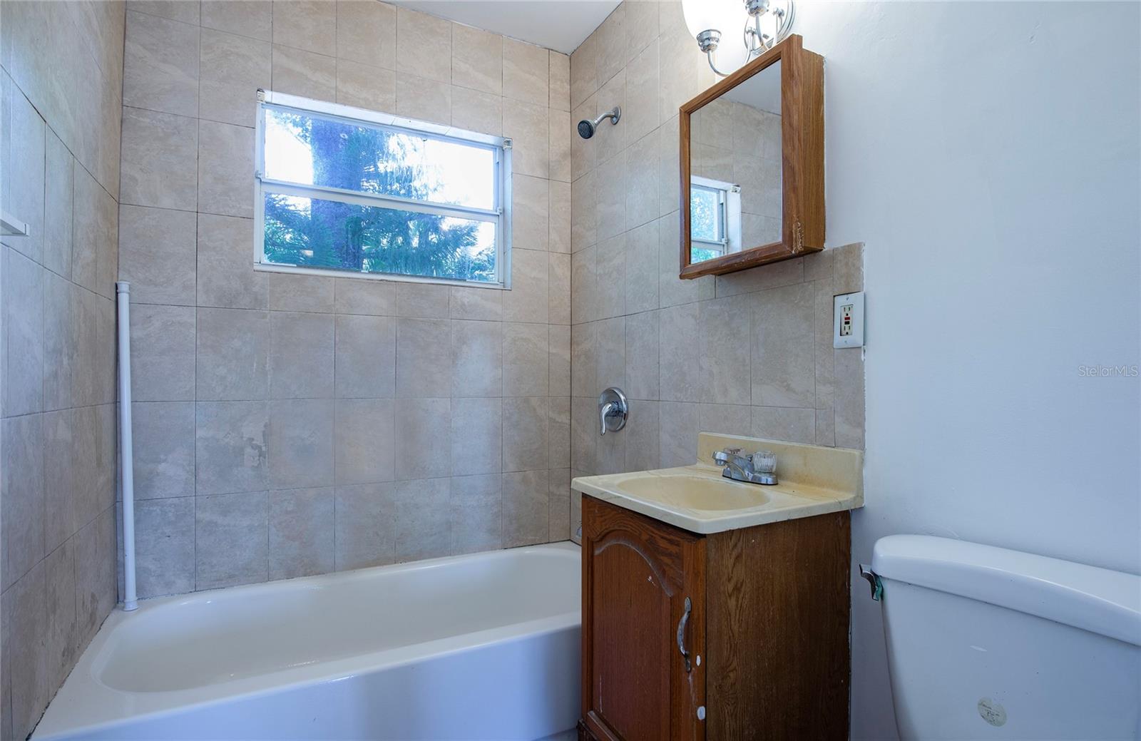 10205 N 29TH ST — photo 21