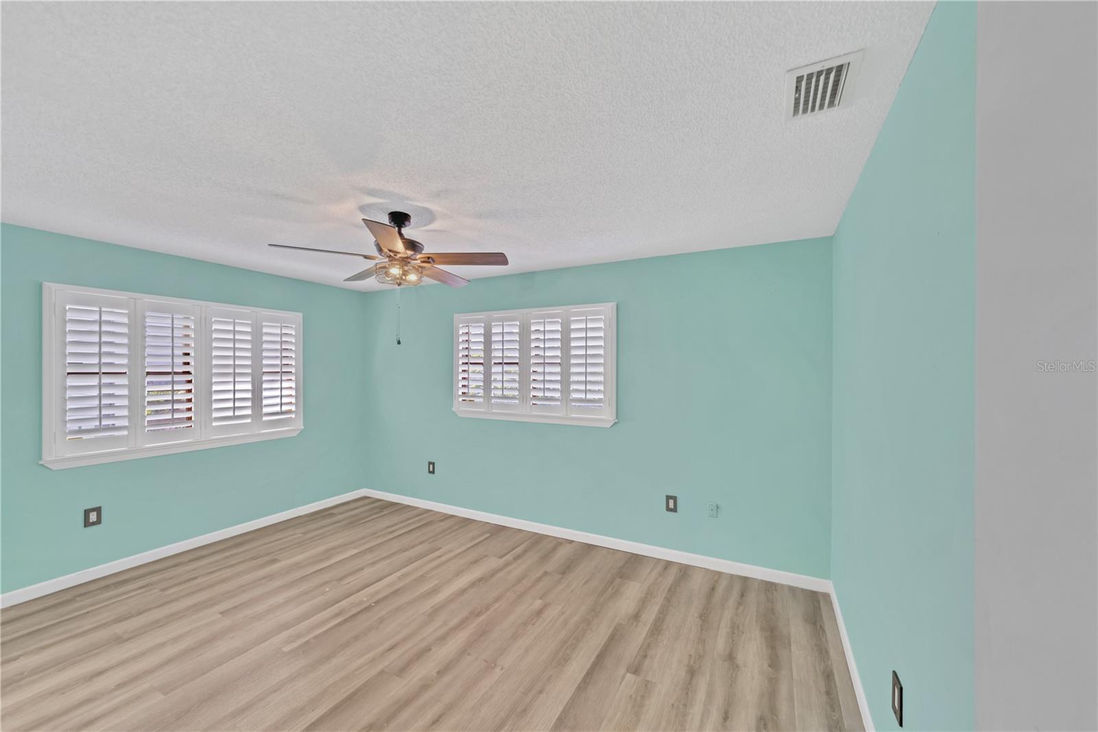 515 LEFFINGWELL AVE #116 — photo 48