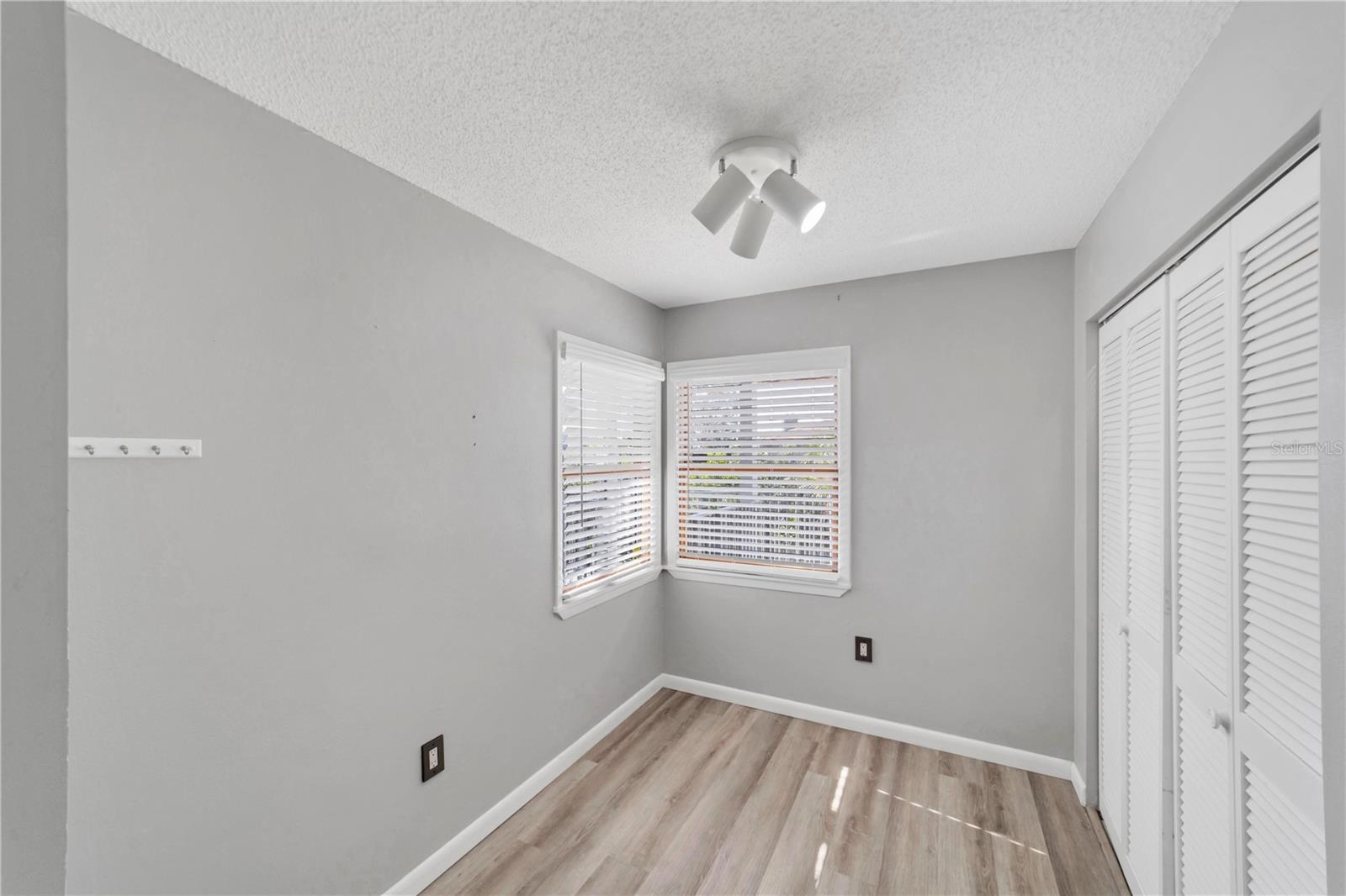 515 LEFFINGWELL AVE #116 — photo 21