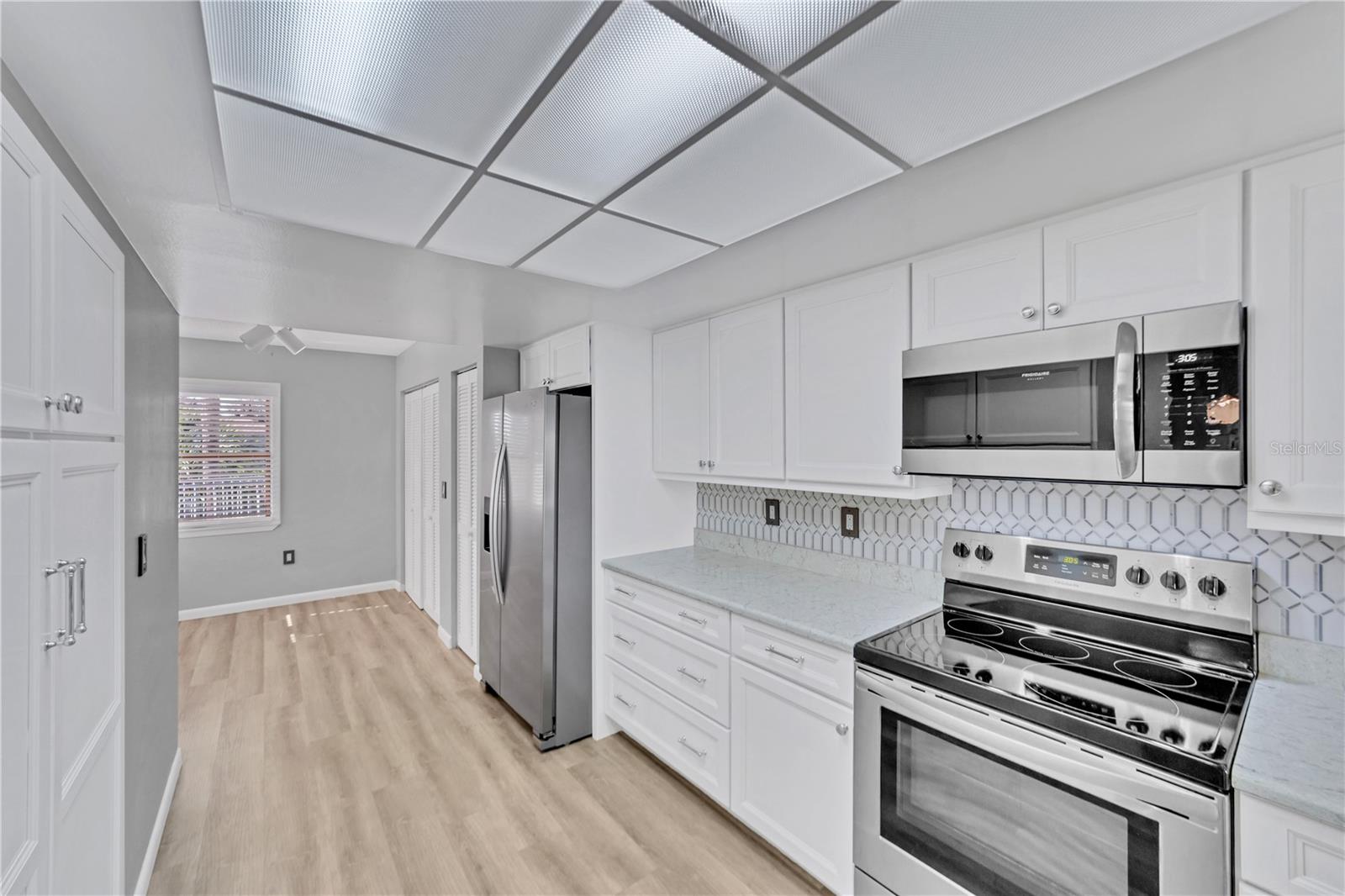 515 LEFFINGWELL AVE #116 — photo 18