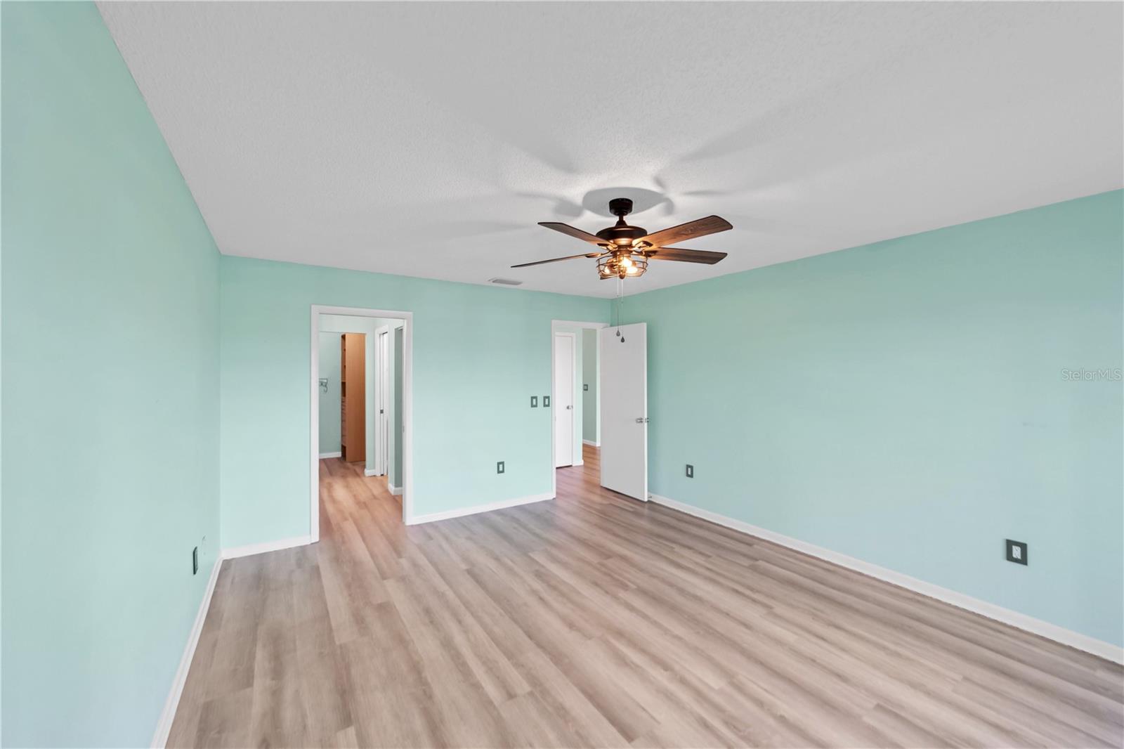 515 LEFFINGWELL AVE #116 — photo 37