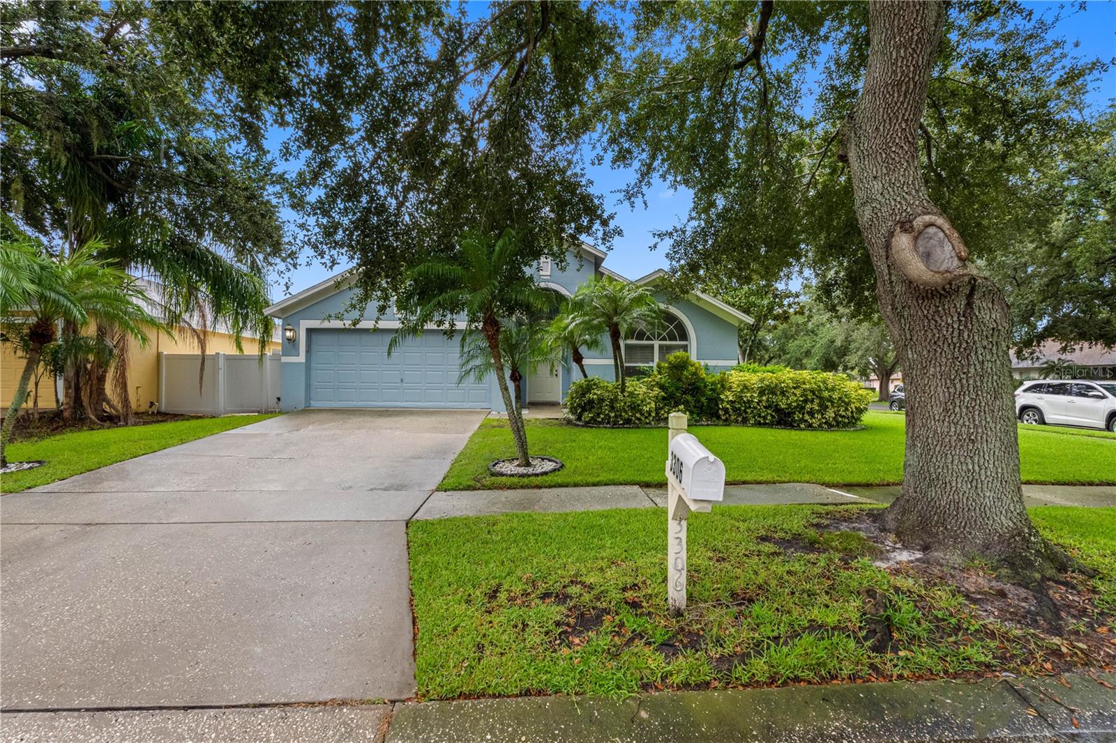 3306 PIN OAK LN — photo 3