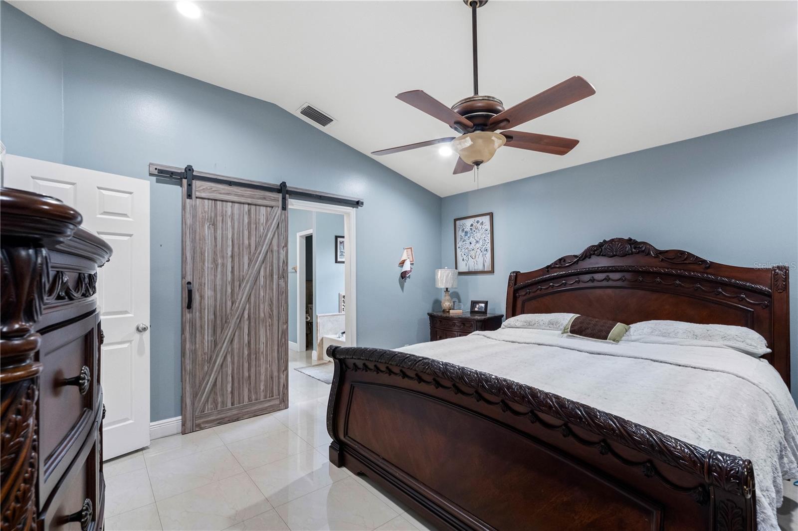 3306 PIN OAK LN — photo 26