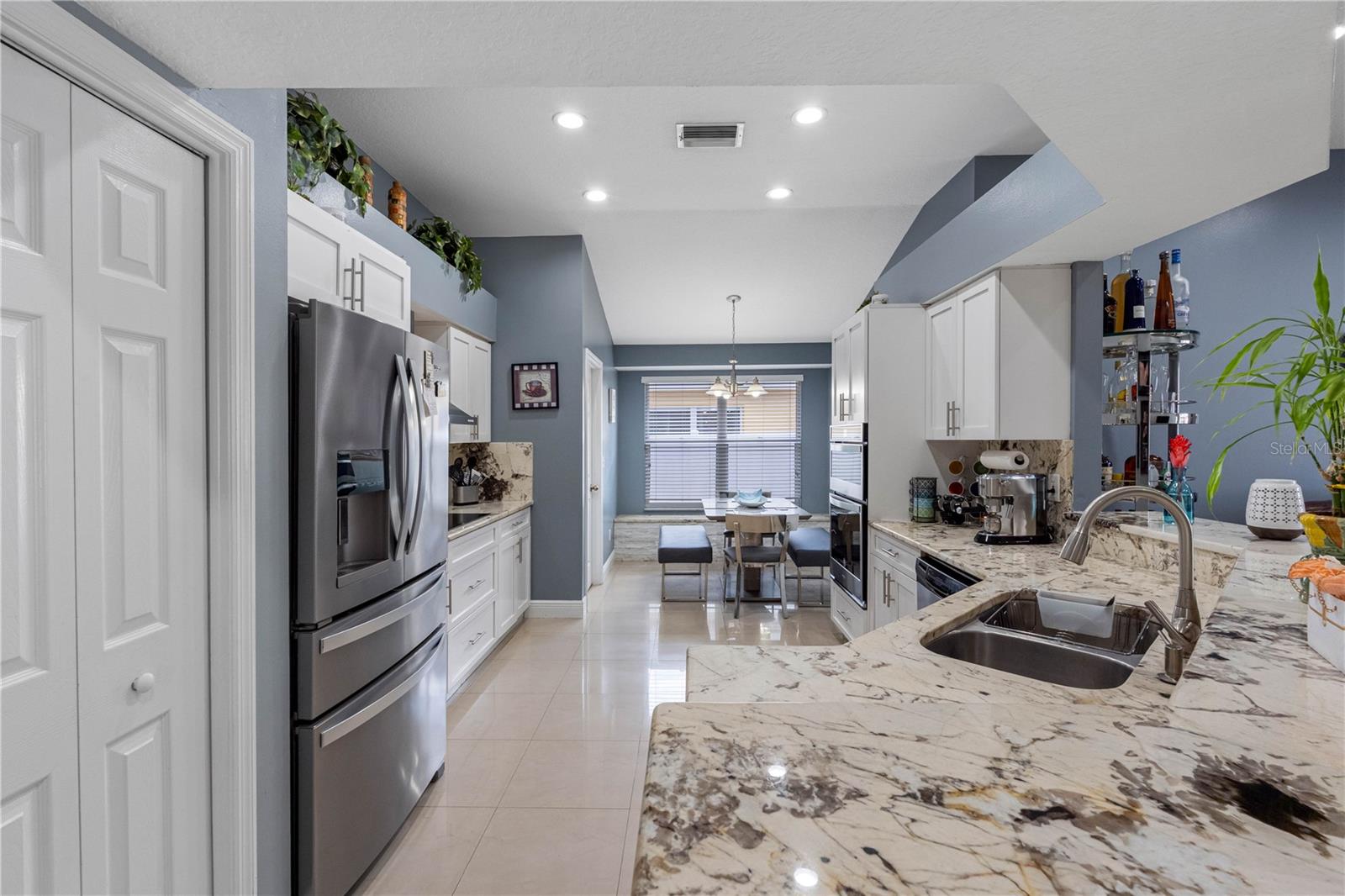 3306 PIN OAK LN — photo 49