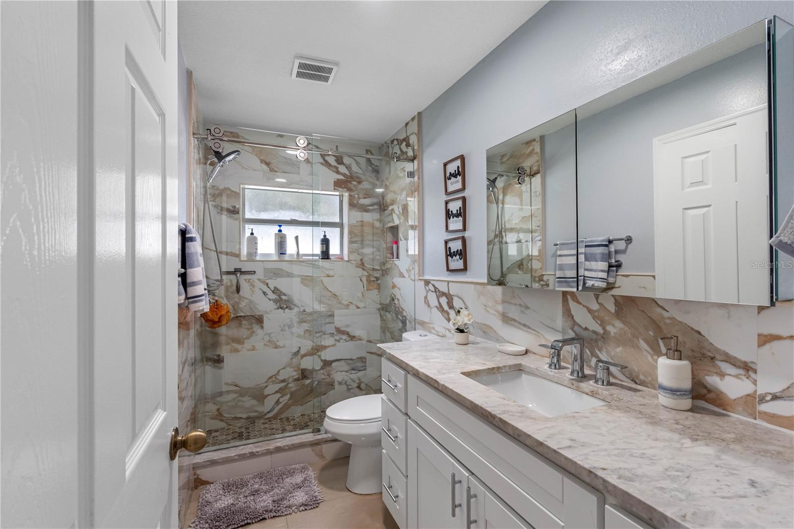 3306 PIN OAK LN — photo 36