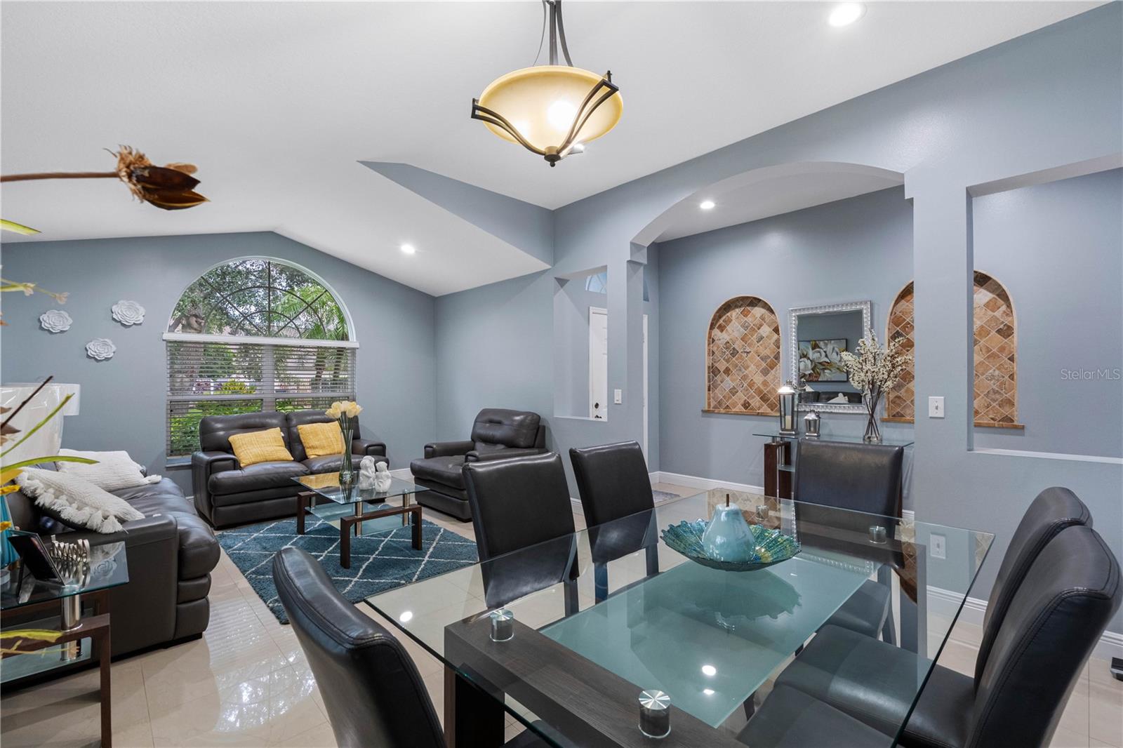 3306 PIN OAK LN — photo 22