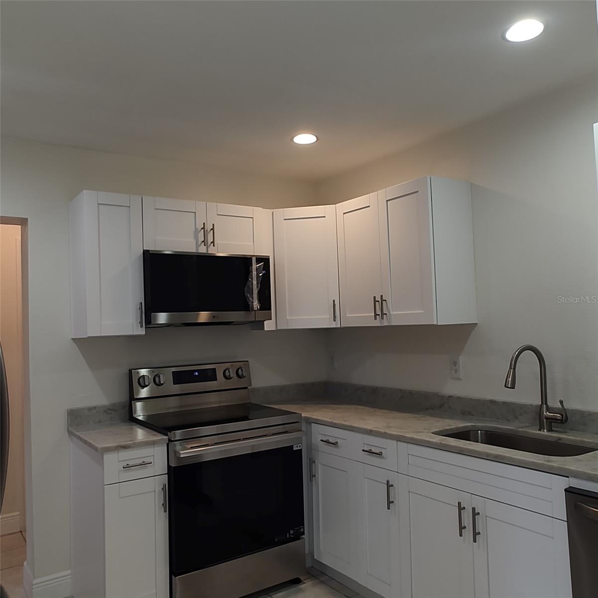 3103 E 25TH AVE — photo 27