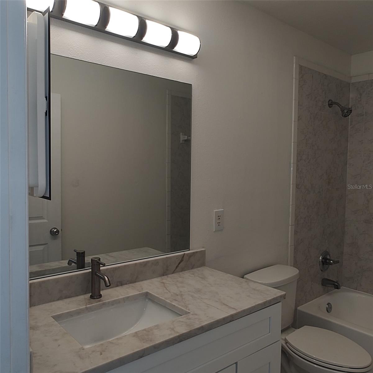 3103 E 25TH AVE — photo 30