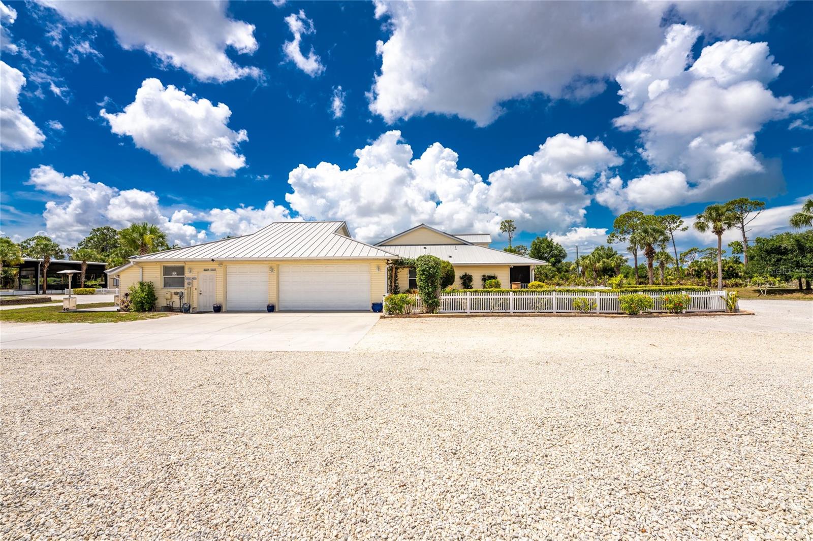 668 PALOMINO TRL — photo 78