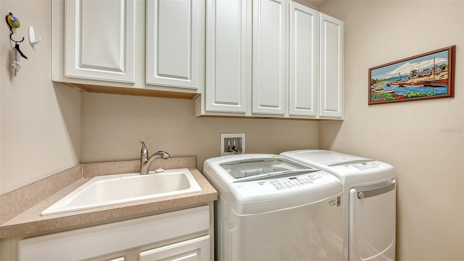 1051 BRADBERRY DR — photo 29