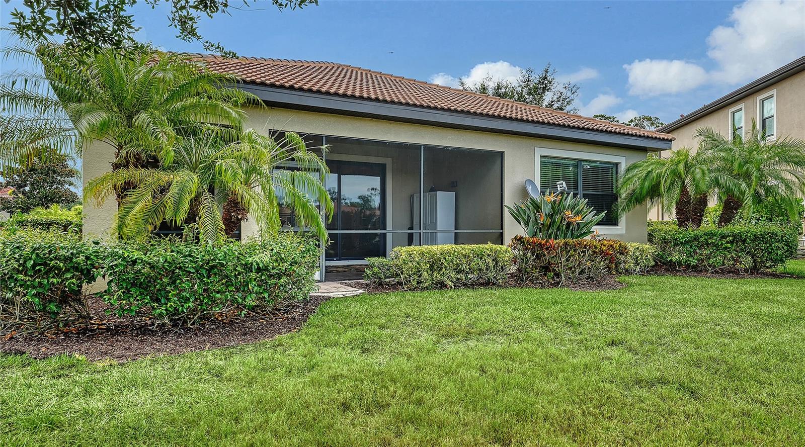 1051 BRADBERRY DR — photo 34