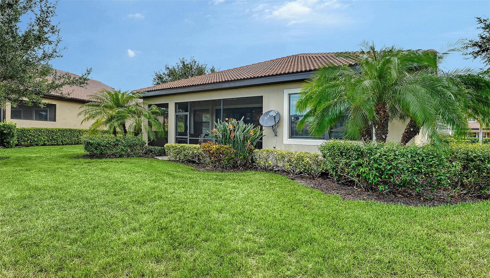 1051 BRADBERRY DR — photo 33