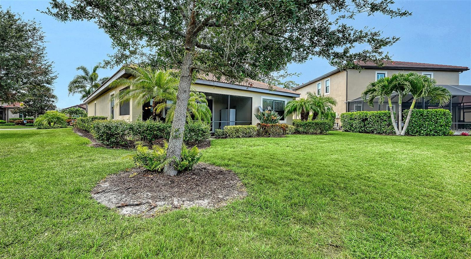 1051 BRADBERRY DR — photo 35
