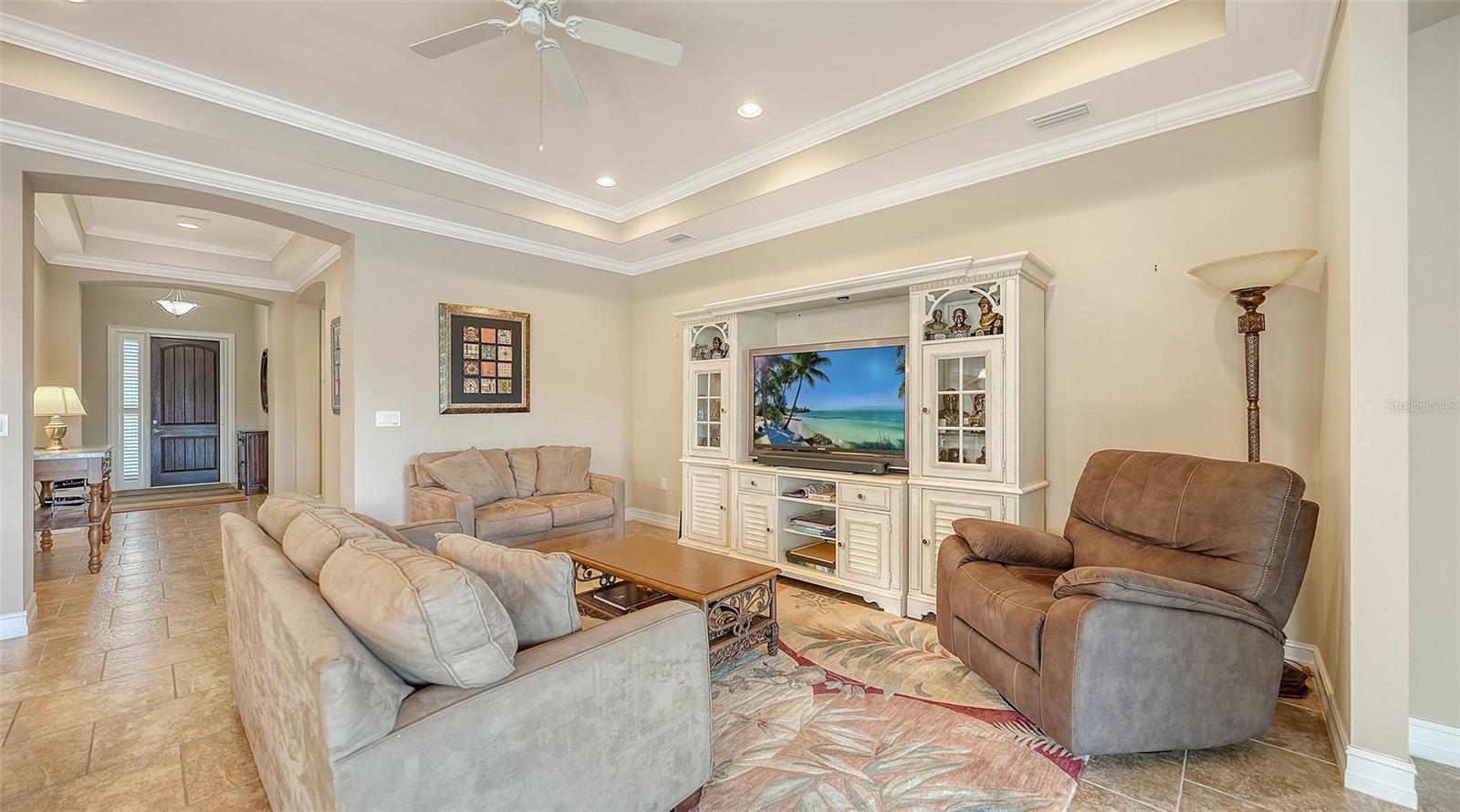 1051 BRADBERRY DR — photo 14