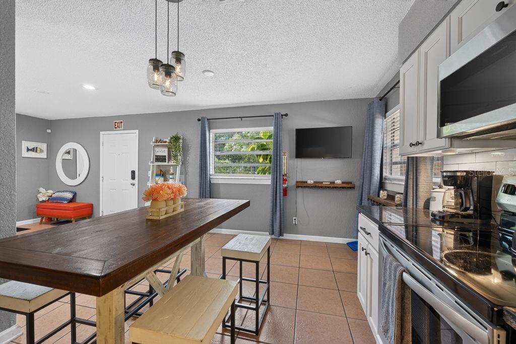 610 1ST AVE NE — photo 15