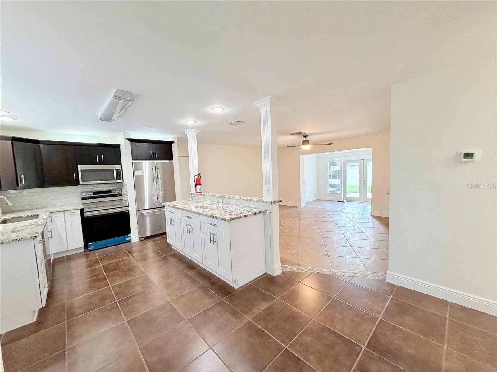 1827 OKLAHOMA AVE NE — photo 4