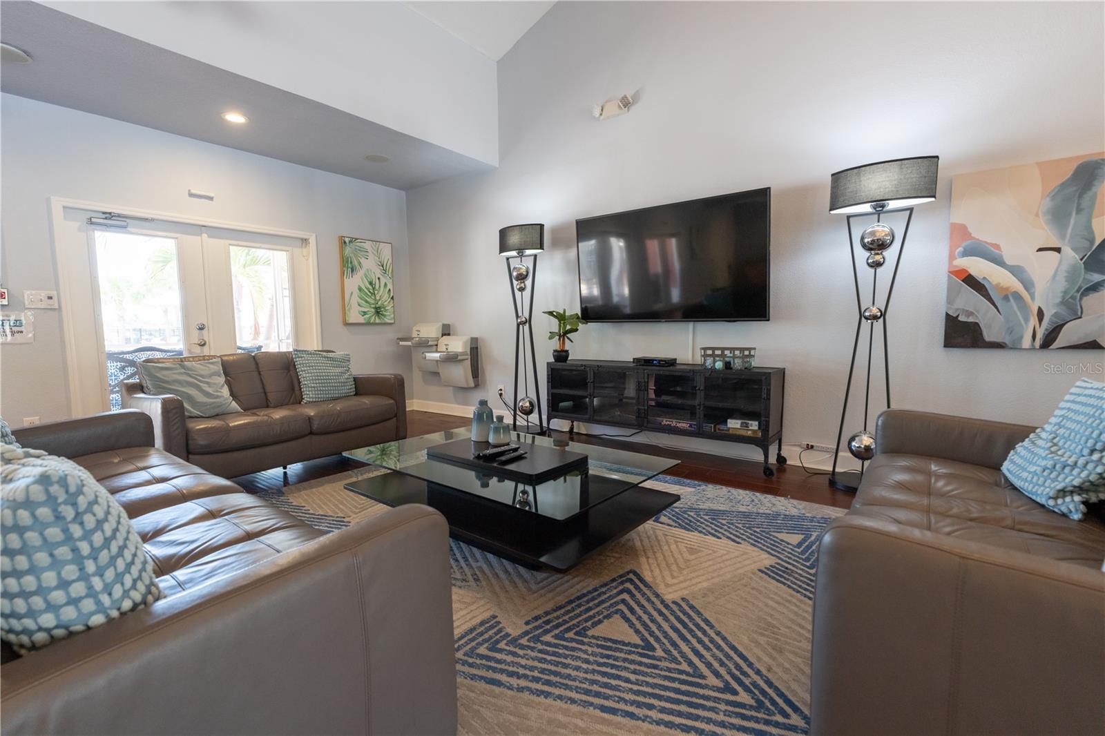 123 SEAHORSE DR SE #D — photo 15