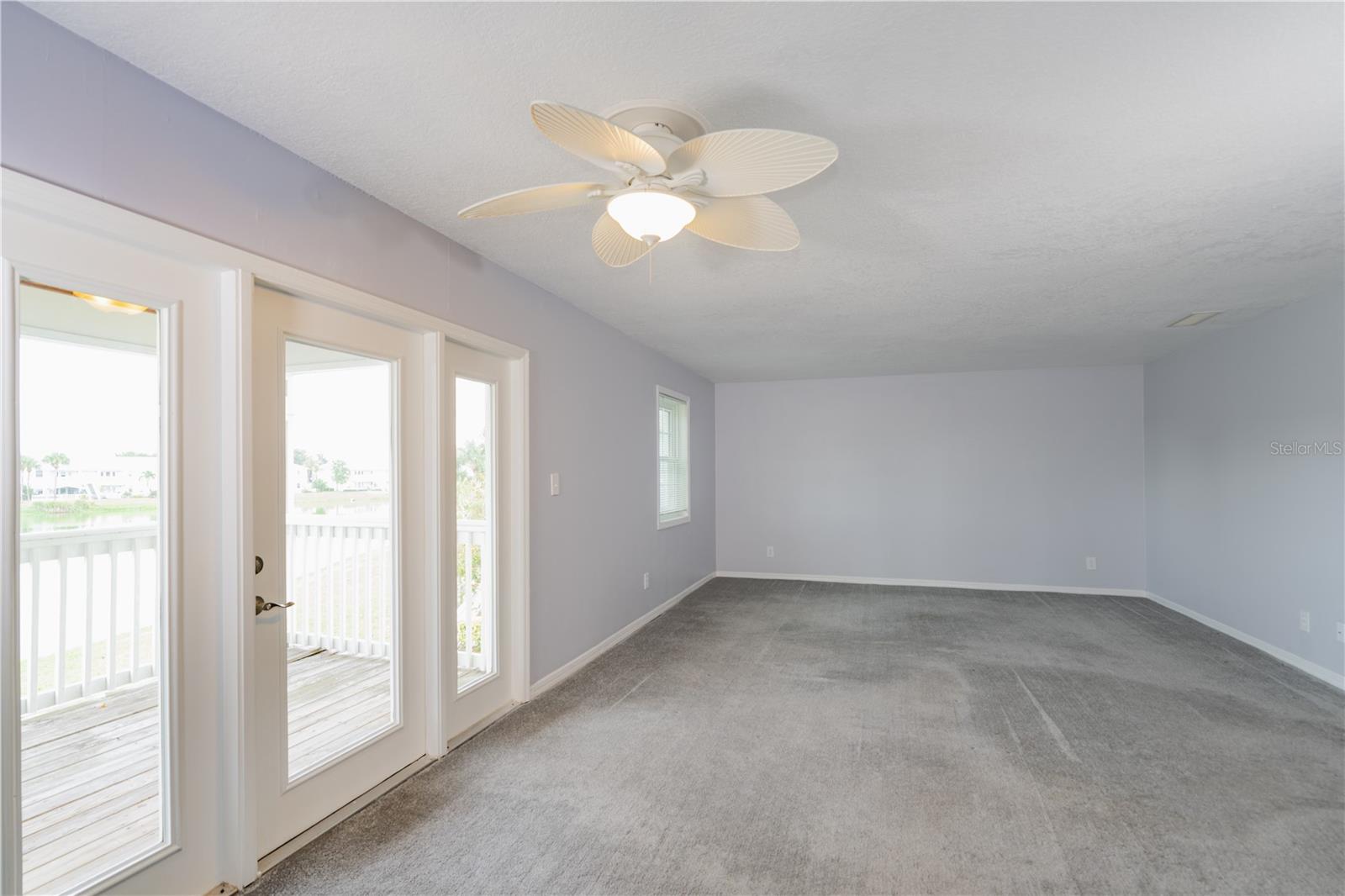 123 SEAHORSE DR SE #D — photo 4