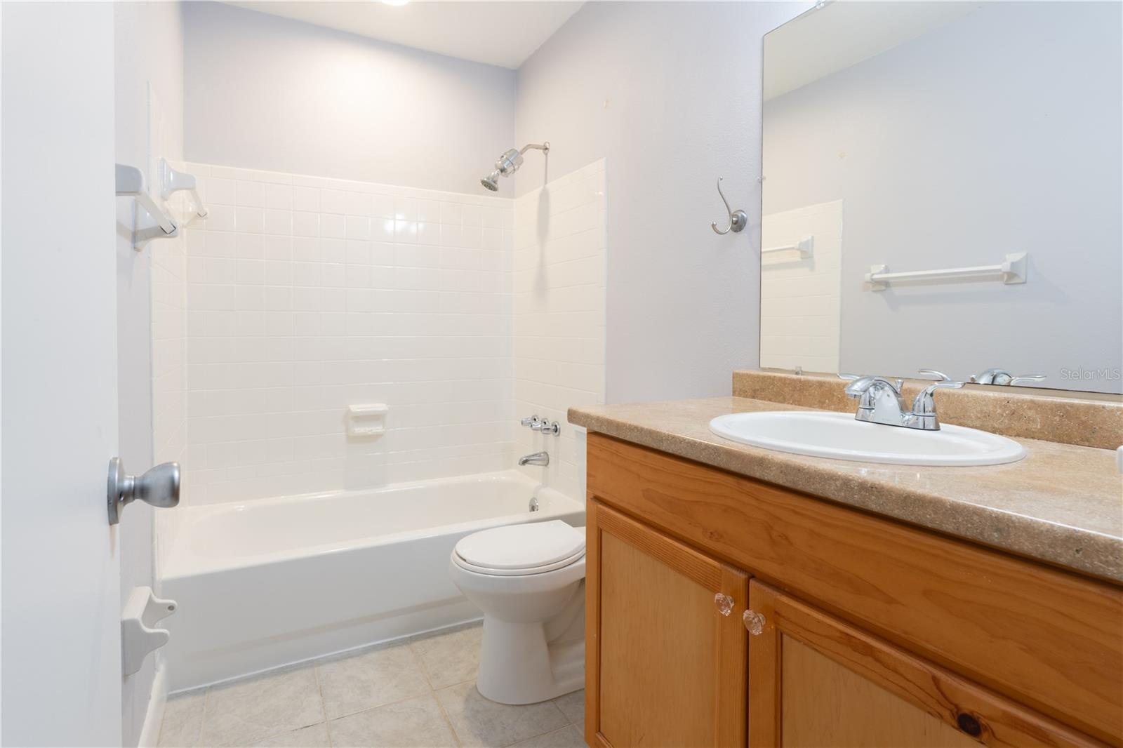 123 SEAHORSE DR SE #D — photo 6
