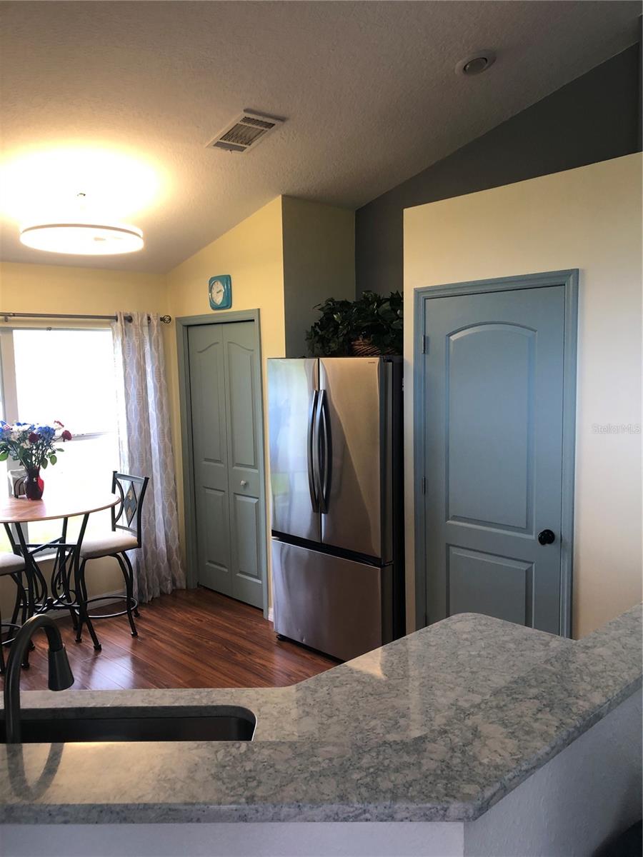 10125 PEOPLES LOOP — photo 11